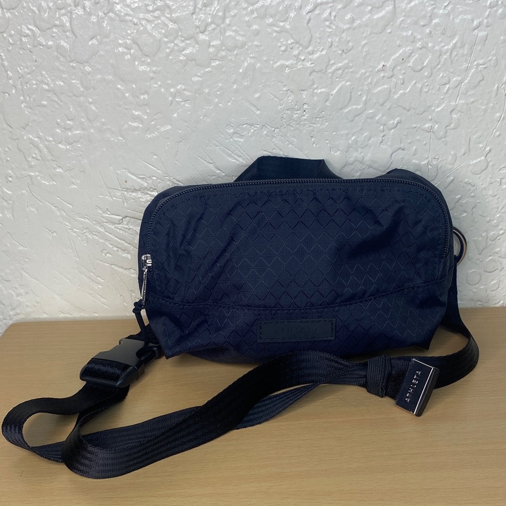 Athleta fannypack